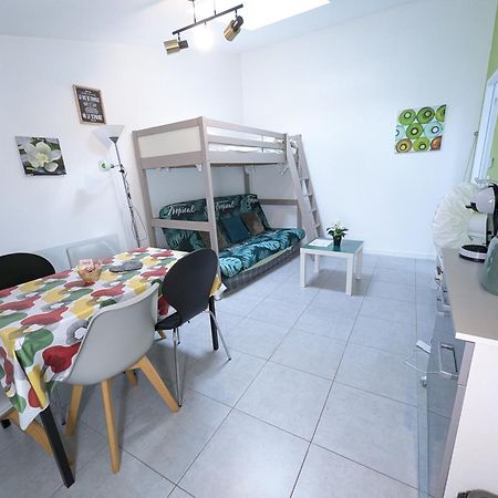Appartement Entier Meuble A Beaumont Proche Futuroscope Et Poitiers Technopole Экстерьер фото