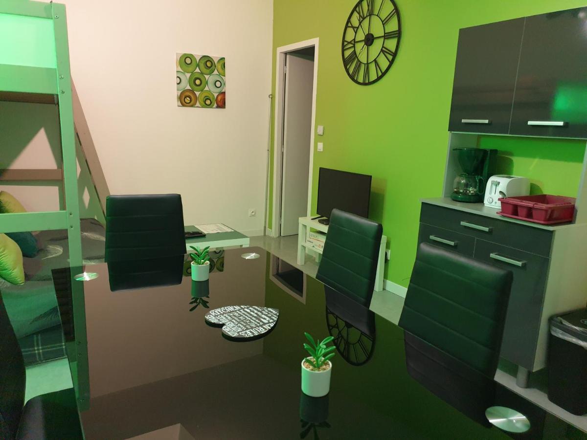 Appartement Entier Meuble A Beaumont Proche Futuroscope Et Poitiers Technopole Экстерьер фото