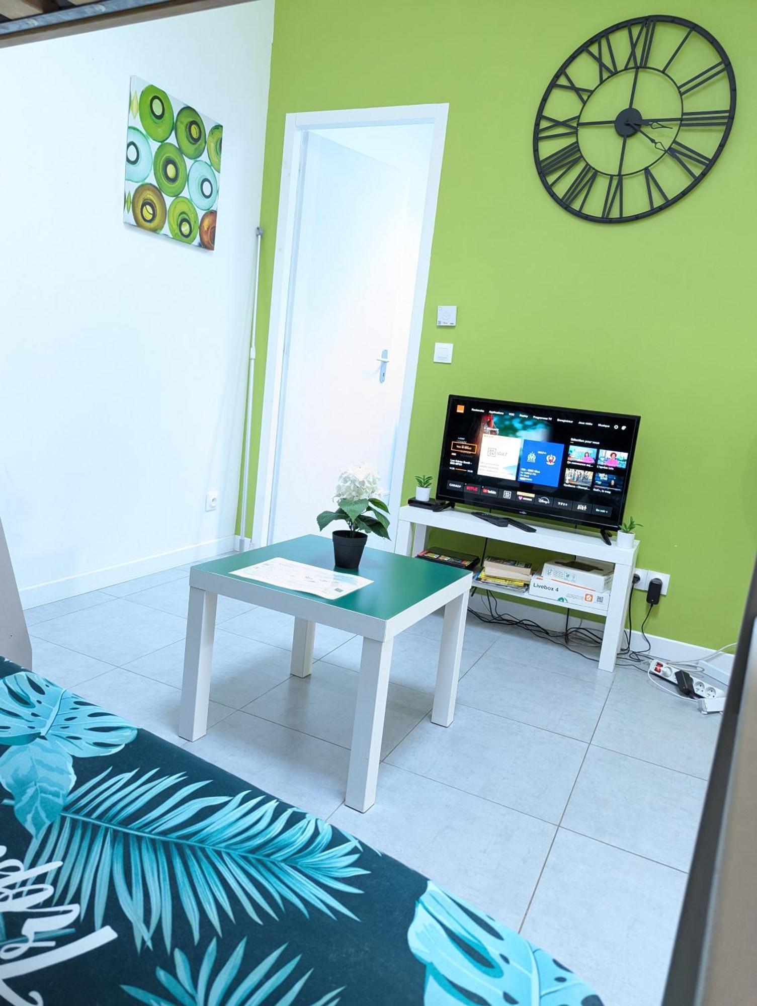 Appartement Entier Meuble A Beaumont Proche Futuroscope Et Poitiers Technopole Экстерьер фото
